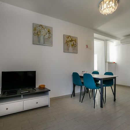 Apartamento Oliva Vrbnik Exterior foto