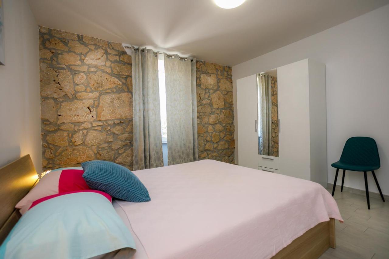 Apartamento Oliva Vrbnik Exterior foto