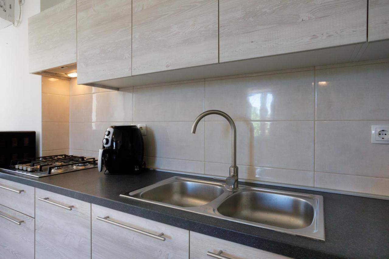 Apartamento Oliva Vrbnik Exterior foto