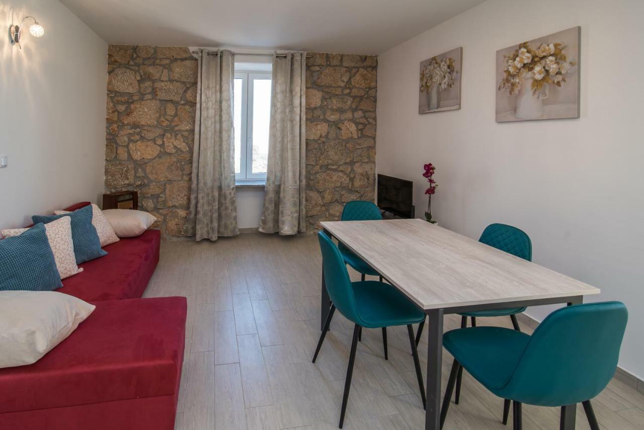 Apartamento Oliva Vrbnik Exterior foto